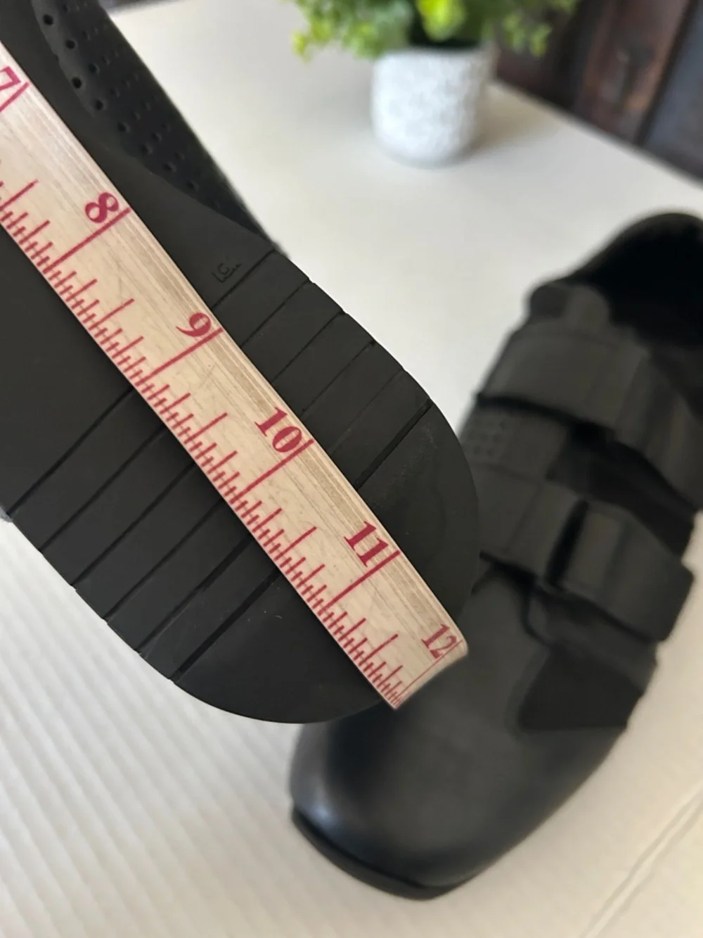 Gucci Black Leather & Textile Velcro Slip-On Sneakers - Picture 12 of 13